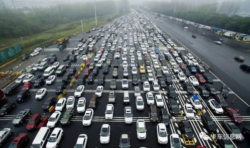 道路货物运输回暖 全国货运车辆开工率恢复七成，这一细分领域表现抢眼